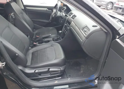 2015 Volkswagen Passat 1.8T Wolfsburg Edition from USA, damaged, VIN 1VWAT7A30FC061124